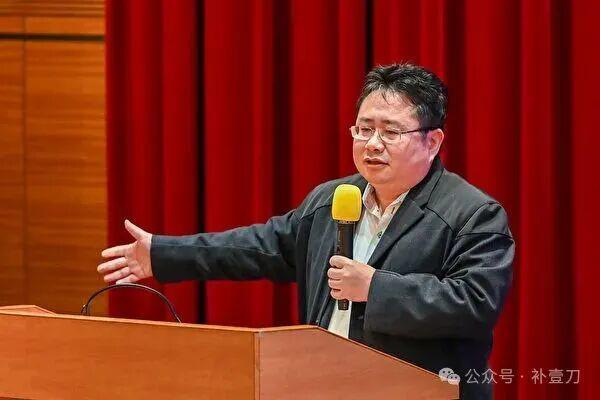权力躁动与治理困局:高层决策中的理性回归路径 新闻 权力躁动与治理困局:高层决策中的理性回归路径 新闻 权力躁动与治理困局:高层决策中的理性回归路径 新闻
