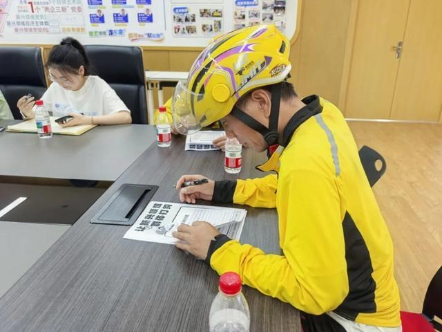  党建引领社区协同治理：从“对立博弈”到“协同共治”的实践路径——基于上海淞南镇“哥俩好”行动的系统分析 新闻 党建引领社区协同治理：从“对立博弈”到“协同共治”的实践路径——基于上海淞南镇“哥俩好”行动的系统分析 新闻 党建引领社区协同治理：从“对立博弈”到“协同共治”的实践路径——基于上海淞南镇“哥俩好”行动的系统分析 新闻